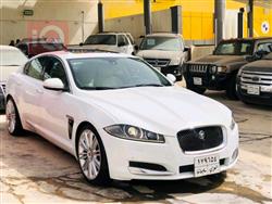 جاكوار XF